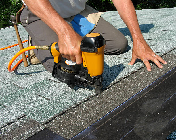 Quick and Trustworthy Emergency Roof Repair Services in Wimauma, FL